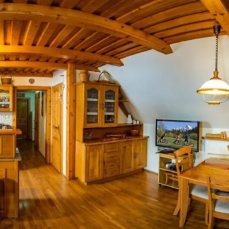 אכסניה Drevenica Michael *