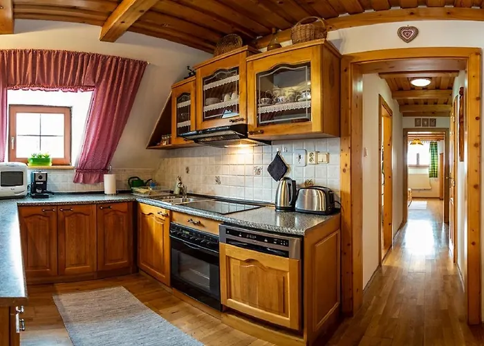 Drevenica Michael 롯지 립토브스키트로노벡